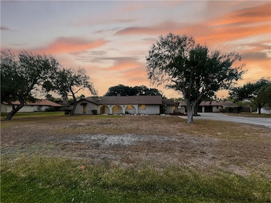 3201 S Brahma Blvd, Kingsville, TX 78363 - photo 3