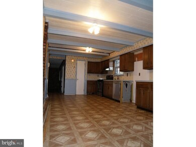 8 Birchwood Cir, Norristown, PA 19401 - photo 6