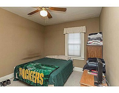 Bedroom. 2nd bedroom