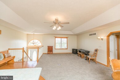 204 Trefoil Ct, Winchester, VA 22602 - photo 4