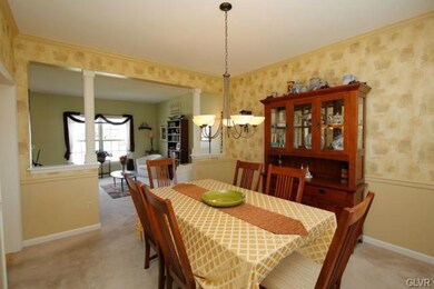 2576 Augusta Dr, Whitehall, PA 18052 - photo 6