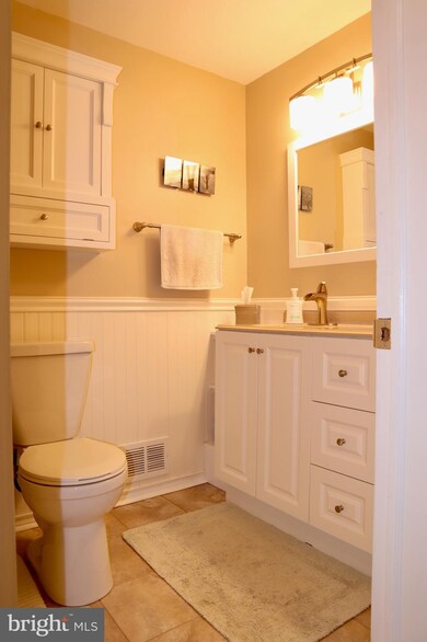 153 Fenwick Ct, Delran, NJ 08075 - photo 6