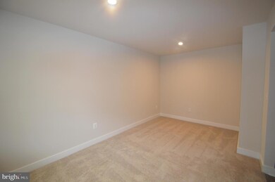 11410 Willow Green Cir, Manassas, VA 20109 - photo 3
