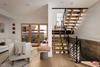 1033 N Vista St unit D, West Hollywood, CA 90046 - photo 6