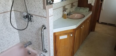 56 Danforth St, Taunton, MA 02780 - photo 7