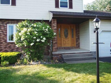 2 Huntleigh Dr, Albany, NY 12211 - photo 3