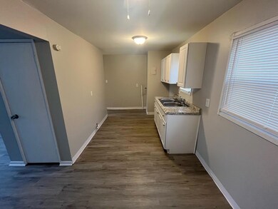 308 Wrexham Ave unit 2, Columbus, OH 43223 - photo 4