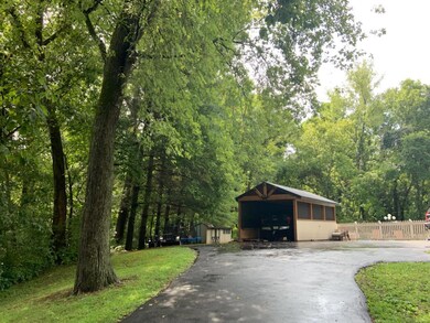 12 Oak Leaf Cir, Collinsville, IL 62234 - photo 2