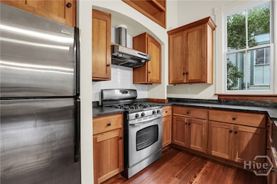 217 E Bolton St unit B, Savannah, GA 31401 - photo 4