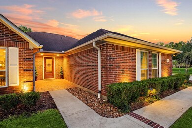 315 Bayou End Cir, Alvin, TX 77511 - photo 5