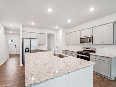 205 Gallop Way, Yorktown, VA 23690 - photo 2