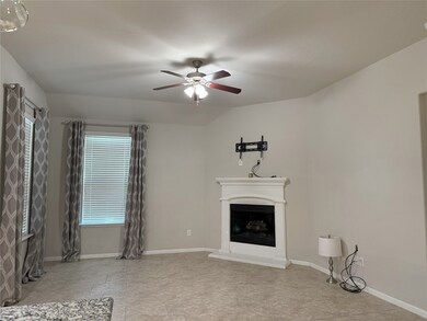2711 Westland Ln, Pearland, TX 77581 - photo 5