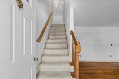 103 Gossets Turn Dr, Middletown, RI 02842 - photo 5