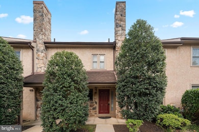 13 Woodstream Dr, Chesterbrook, PA 19087 - photo 3