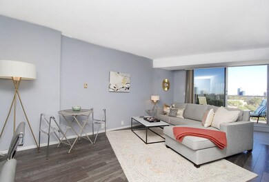 Winchester House Condominiums unit 904, Brookline, MA 02446 - photo 2