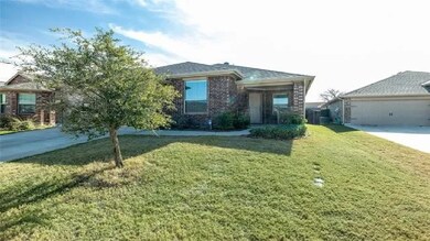 6341 Leaping Fawn Dr, Fort Worth, TX 76179 - photo 3