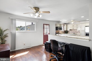 711 W 12th St, New Castle, DE 19720 - photo 6