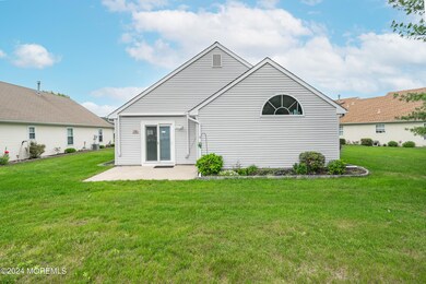 2373 Braddock Rd, Toms River, NJ 08755 - photo 5