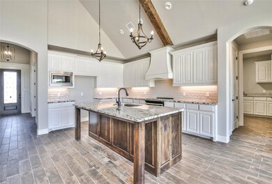 614 Lydia Ct, Granbury, TX 76049 - photo 4