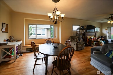 807 Maple St, Hoquiam, WA 98550 - photo 5