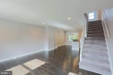 306 Grovethorn Rd, Middle River, MD 21220 - photo 4