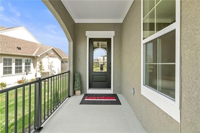 8263 Aurora St, Lenexa, KS 66220 - photo 4