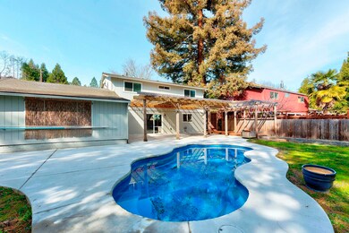 1520 NW B St, Grants Pass, OR 97526 - photo 2