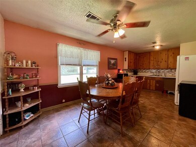 107 Lee Cir, Prattville, AL 36067 - photo 4