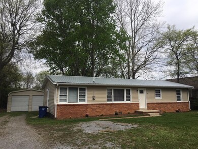 622 Mac St, Shelbyville, TN 37160 - photo 2