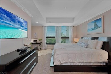 Specious Master Bedroom w/ walk-in closet and lots of Natural Light