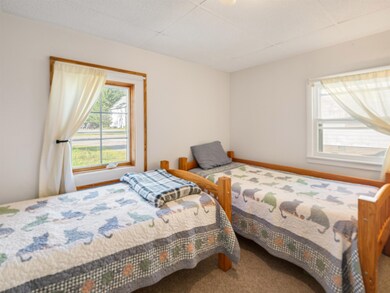 818 Main St, Cavendish, VT 05153 - photo 7