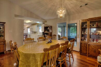 Great Room Dining
