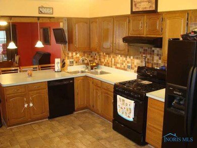 2206 Keen Ave, Toledo, OH 43611 - photo 5