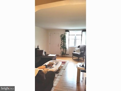 1048 Cedarwood Rd, Glenolden, PA 19036 - photo 5