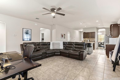 7022 Phoebe View, San Antonio, TX 78252 - photo 5