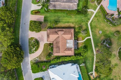 732 Park Shore Ct, Naples, FL 34103 - photo 7