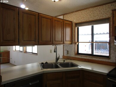 1400 S Elm St unit 91, Canby, OR 97013 - photo 5