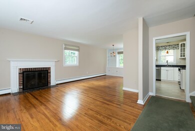 321 Spencer Rd, Devon, PA 19333 - photo 6