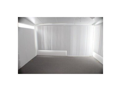 Unheated Sunroom off LR