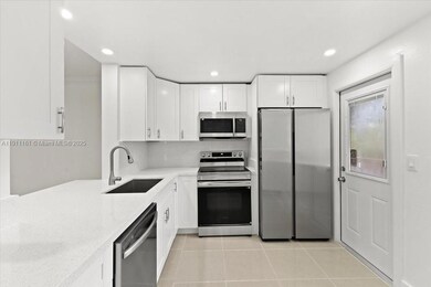 319 NE 14th Ave unit 201, Hallandale Beach, FL 33009 - photo 5