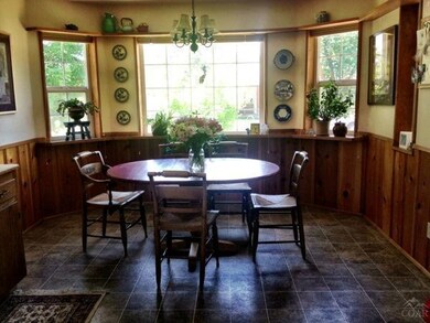 30 NW Mckay Ave, Bend, OR 97701 - photo 4