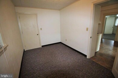 153 W Main St, New Holland, PA 17557 - photo 7