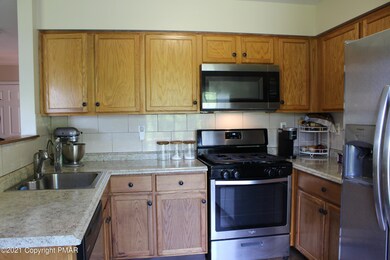 2204 Bowwood Ct, East Stroudsburg, PA 18301 - photo 6
