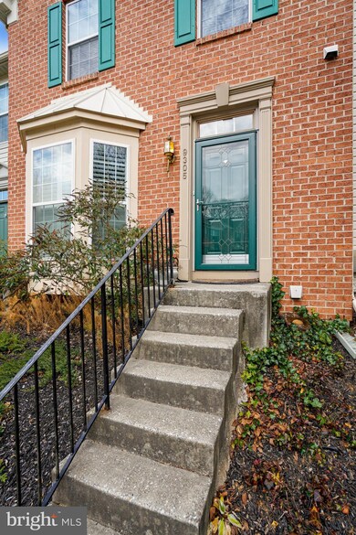 9305 Maxwell Ct, Laurel, MD 20723 - photo 4