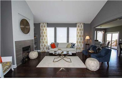 Open Floor plan with split bedrooms!