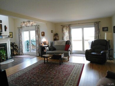 326 Surrey Place unit W326, Macungie, PA 18062 - photo 7