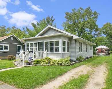 1421 Sheffield Ave, Niles, MI 49120 - photo 3