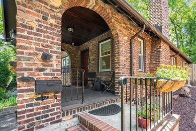 03-Front Porch
