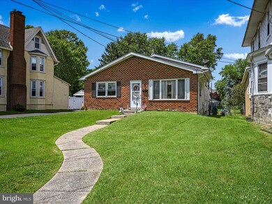 917 Beechwood Ave, Darby, PA 19023 - photo 3