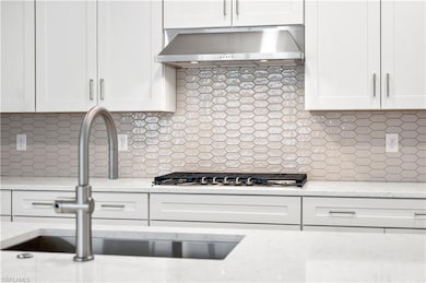 8925 Oceana Way, Naples, FL 34114 - photo 4